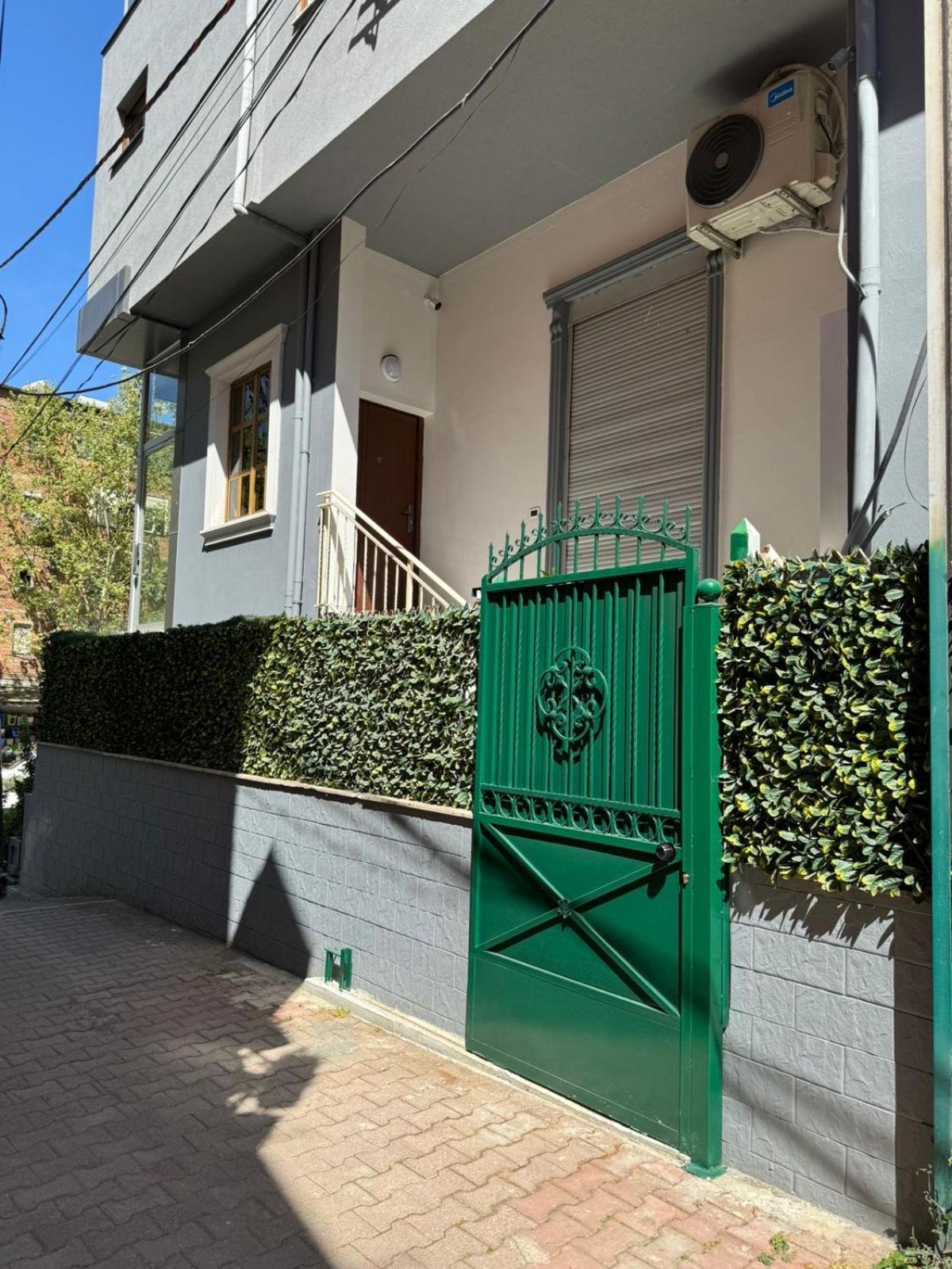 Checkpoint Tirana Apartments Zewnętrze zdjęcie